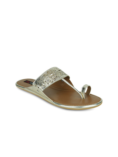 

Get Glamr Women Gold-Toned Flats