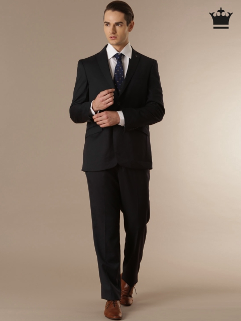 

Louis Philippe Navy Woollen Single-Breasted Classic Fit Suit, Navy blue
