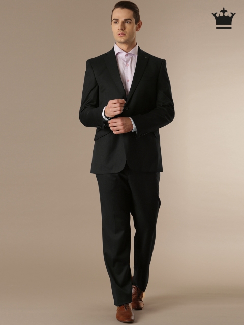 

Louis Philippe Black Classic Fit Single-Breasted Woollen Suit