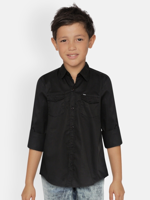 

Gini and Jony Boys Black Regular Fit Solid Casual Shirt