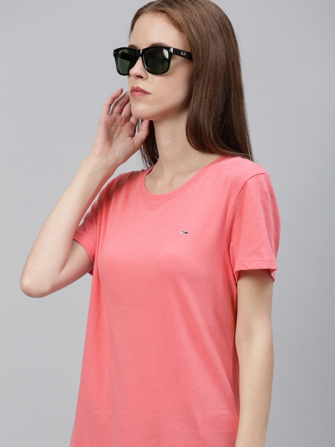 

Tommy Hilfiger Women Pink Slim Fit Solid Round Neck T-shirt