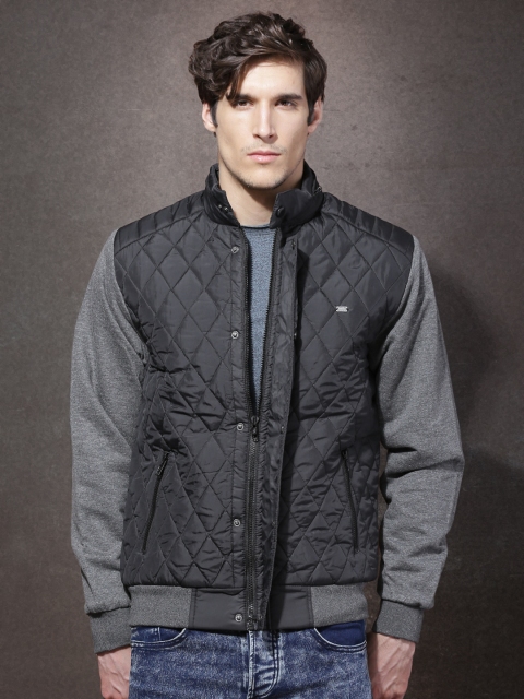 

Roadster Black & Grey Melange Hooded Jacket