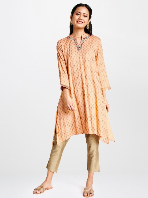 

Global Desi Women Peach-Coloured & Red Floral Printed Floral Kurta