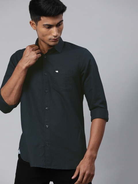 

THE BEAR HOUSE Men Navy Blue Slim Fit Solid Cotton Linen Casual Shirt