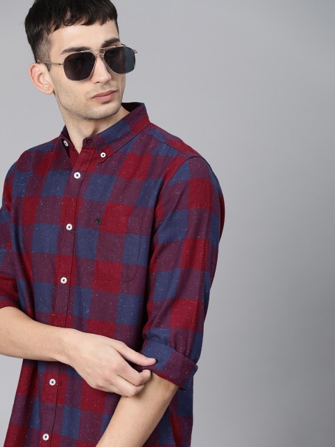 

THE BEAR HOUSE Men Red & Navy Blue Slim Fit Checked Casual Shirt