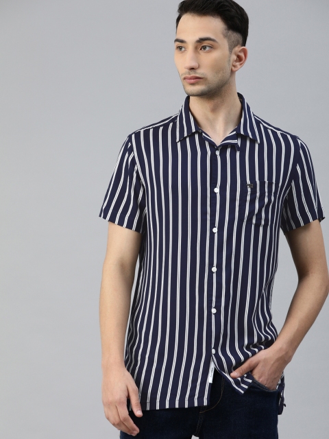 

THE BEAR HOUSE Men Blue & White Slim Fit Striped Bowling Collar Casual Shirt