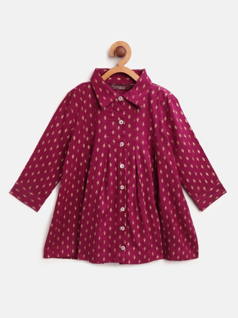 

Sangria Girls Maroon & Golden Ethnic Print Pleated Shirt Style Top