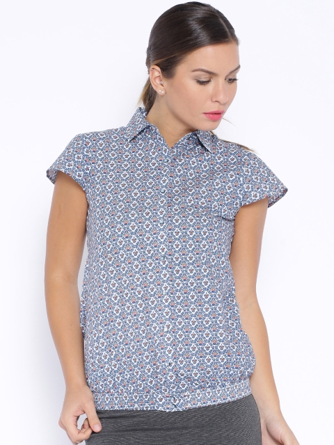 

Park Avenue Woman White & Navy Floral Print Top