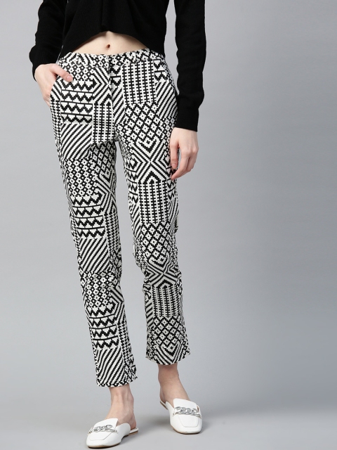 

I AM FOR YOU Women White & Black Slim Fit Printed Regular Trousers