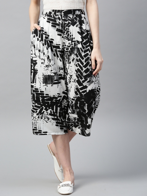 

I AM FOR YOU Women Off-White & Black Regular Fit Printed Culottes
