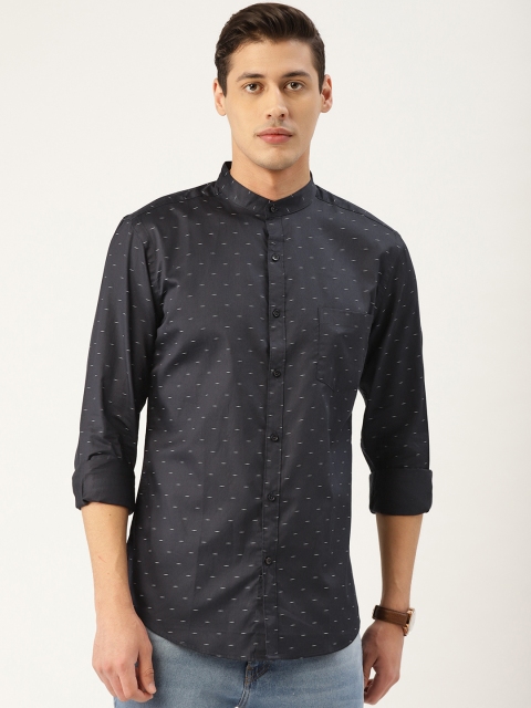 

Style Quotient Men Navy Blue & White Abstract Print Smart Shirt