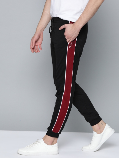 

Mast & Harbour Men Black Solid Joggers