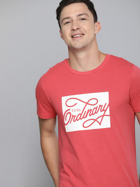 

Mast Harbour Men Coral Red Printed Round Neck Pure Cotton T-shirt