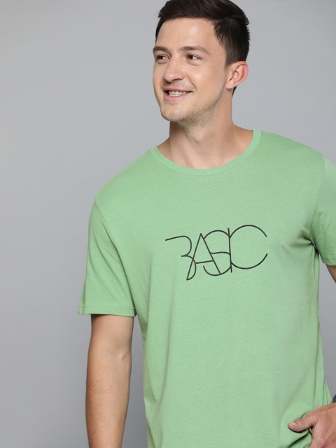 

Mast & Harbour Men Green Printed Round Neck T-shirt