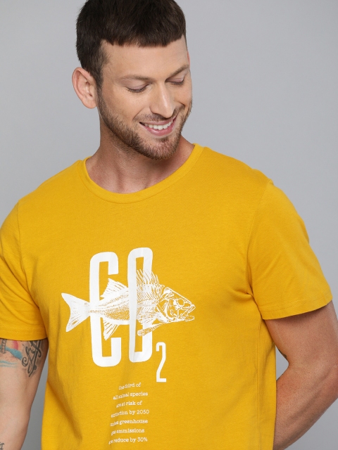 

Mast & Harbour Men Mustard Yellow Printed Round Neck T-shirt