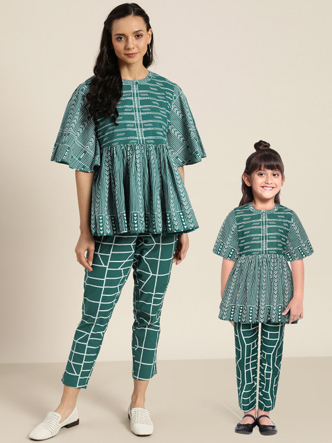 

Sangria Women Green & White Pure Cotton Printed Tunic with Trousers