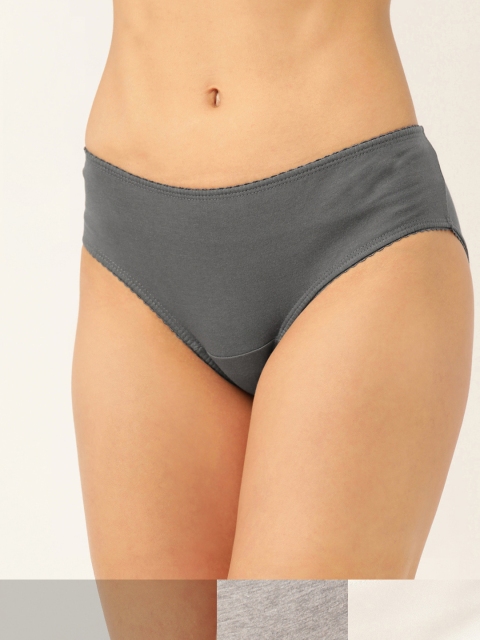 

DressBerry Women Pack of 3 Solid Basic Briefs DB-COO-HIP-013, White