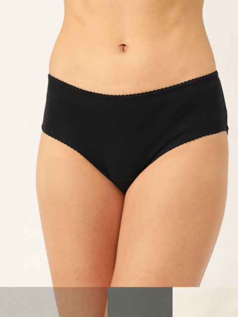 

DressBerry Women Pack of 3 Solid Basic Briefs DB-COO-HIP-006, White