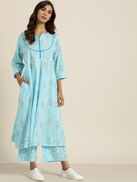 

Sangria Women Blue & White Floral Print Kurta with Palazzos