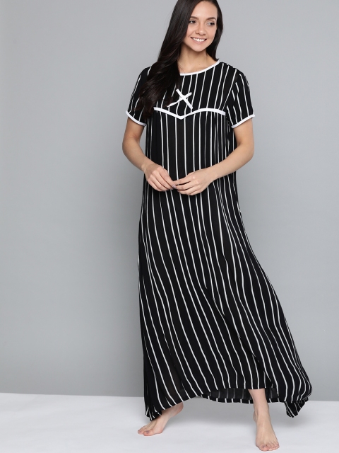 

HERE&NOW Black & White Striped Nightdress