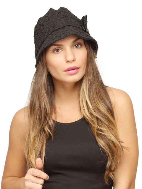 

FabSeasons Black Embroidered Cloche Hat