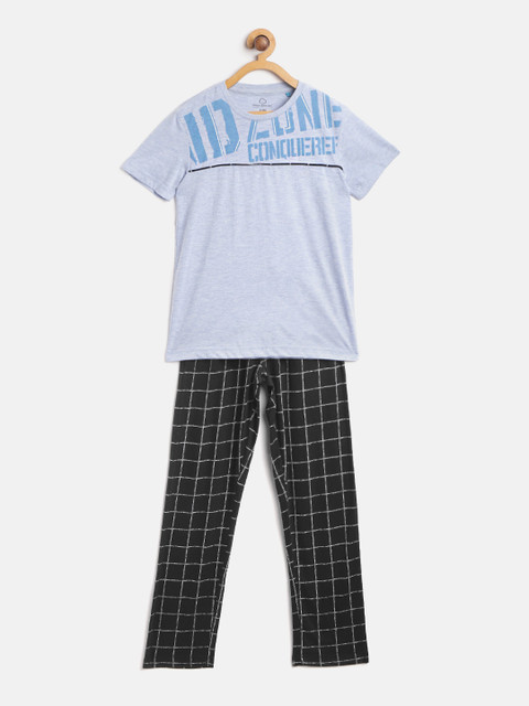 

Sweet Dreams Boys Blue & Black Typography Print Night Suit
