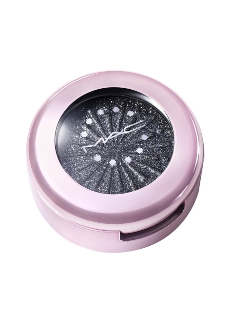 

M.A.C Silver Bells Eyeshadow, Grey