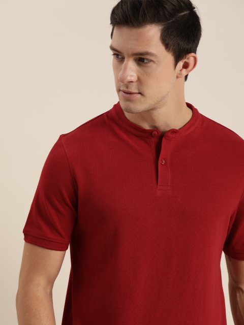 

INVICTUS Men Red Solid Henley Neck Pure Cotton T-shirt