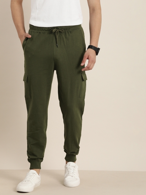 

INVICTUS Men Olive Green Solid Straight Fit Joggers