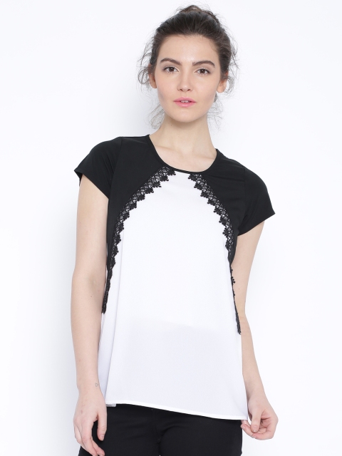 

Akiva White & Black Top