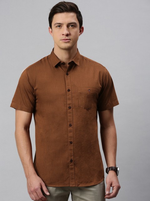 

Louis Philippe Sport Men Brown Slim Fit Solid Casual Shirt