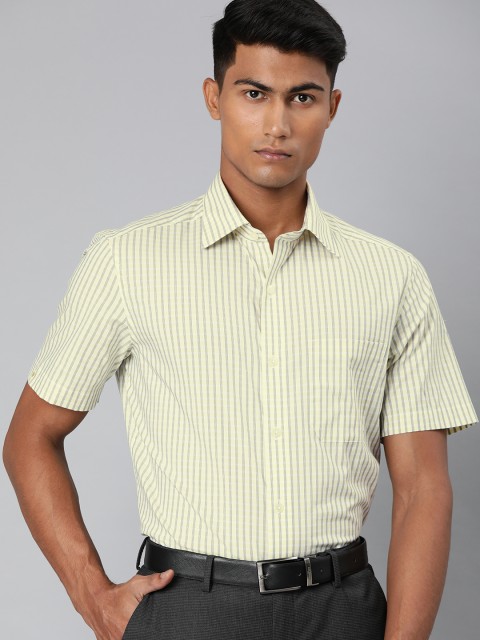 

Louis Philippe Men Yellow & Black Regular Fit Checked Formal Shirt