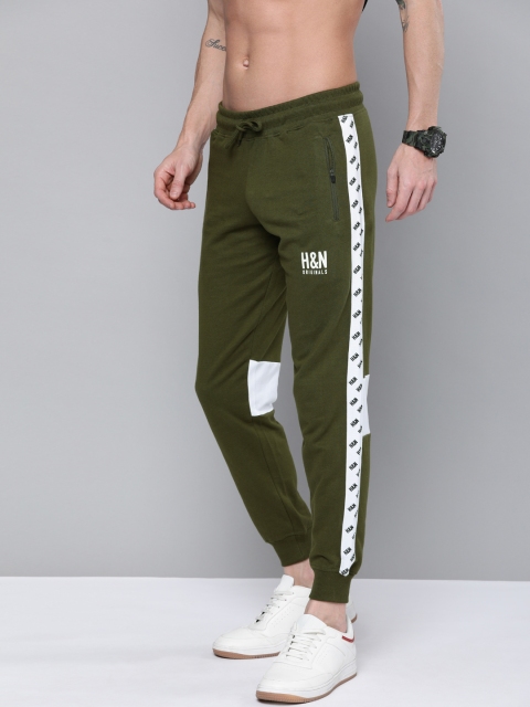 

HERE&NOW Men Olive Green Solid Regular Fit Joggers With Side Stripes