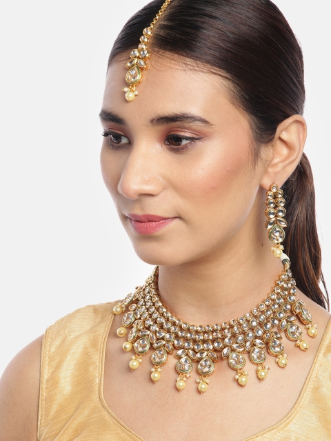 

Priyaasi Cream-Coloured Gold-Plated Kundan Studded & Beaded Jewellery Set