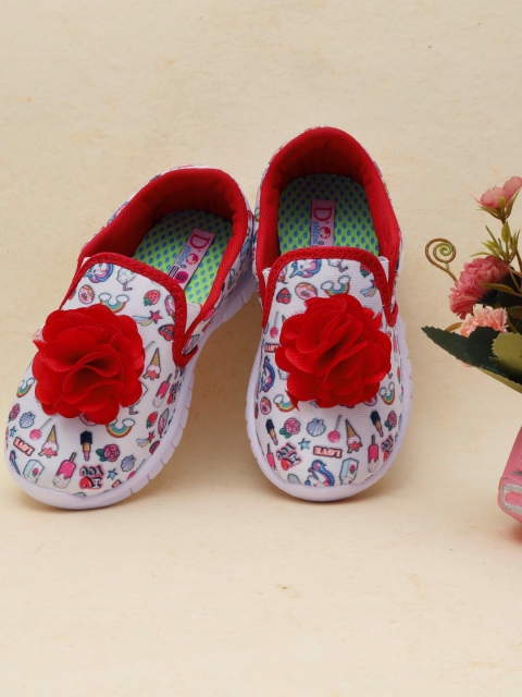 

DChica Girls White Flowers & Unicorns Slip-On Sneakers