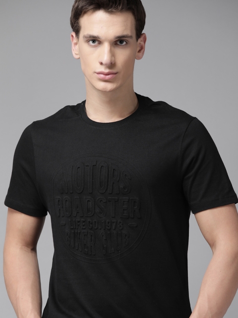 

Roadster Men Black Pure Cotton Embossed Print Round Neck T-shirt