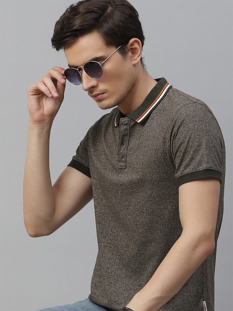

Roadster Men Olive Green Polo Collar T-shirt