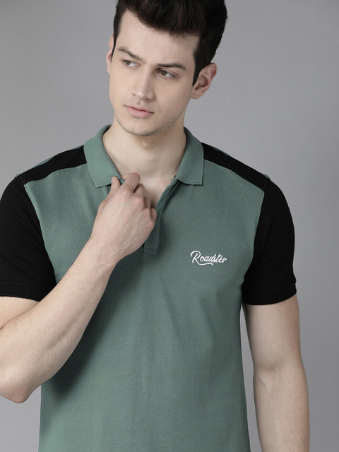 

Roadster Men Green Solid Pure Cotton Polo Collar T-shirt
