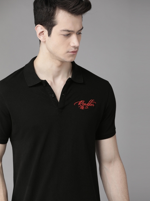 

Roadster Men Black Solid Pure Cotton T-shirt
