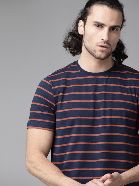 

Roadster Men Navy Blue & Rust Orange Pure Cotton Striped Round Neck T-shirt