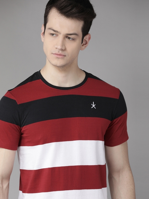 

Roadster Men Red & White Striped Round Neck Pure Cotton T-shirt
