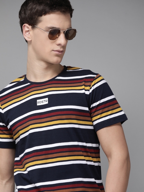 

Roadster Men Navy Blue & Maroon Pure Cotton Striped Round Neck T-shirt