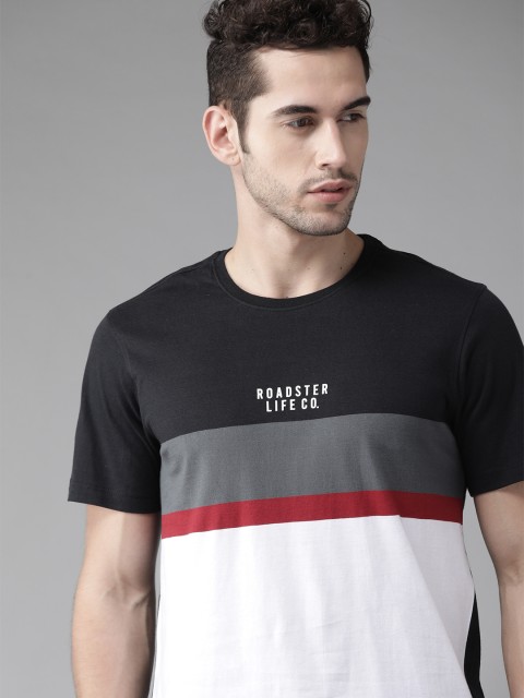

Roadster Men Black & Off-White Pure Cotton Colourblocked Round Neck T-shirt