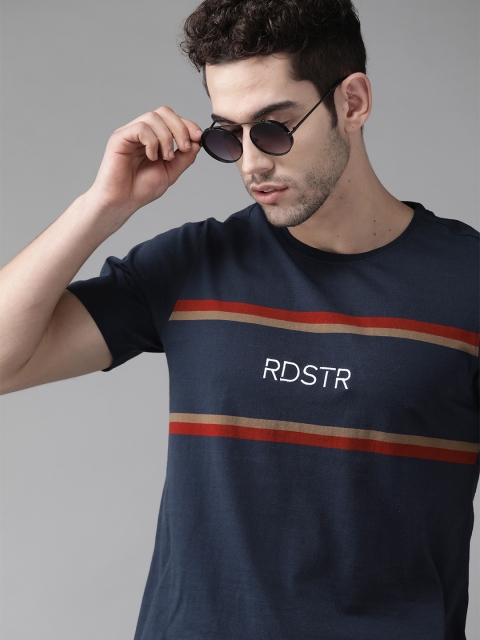 

Roadster Men Navy Pure Cotton Striped Round Neck Pure Cotton T-shirt, Navy blue