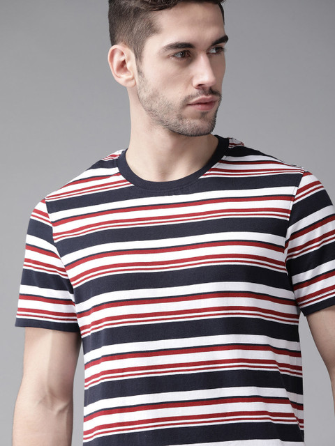 

Roadster Men White & Navy Blue Pure Cotton Striped Round Neck T-shirt