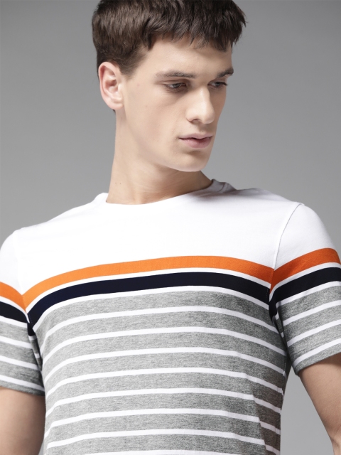 

Roadster Men White & Grey Melange Pure Cotton Striped Round Neck T-shirt