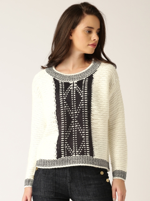 

DressBerry Off-White & Black Sweater