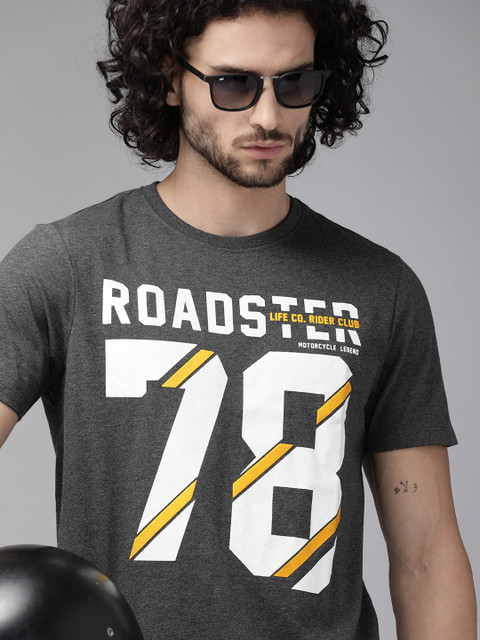 

Roadster Men Grey Melange Printed Round Neck T-shirt