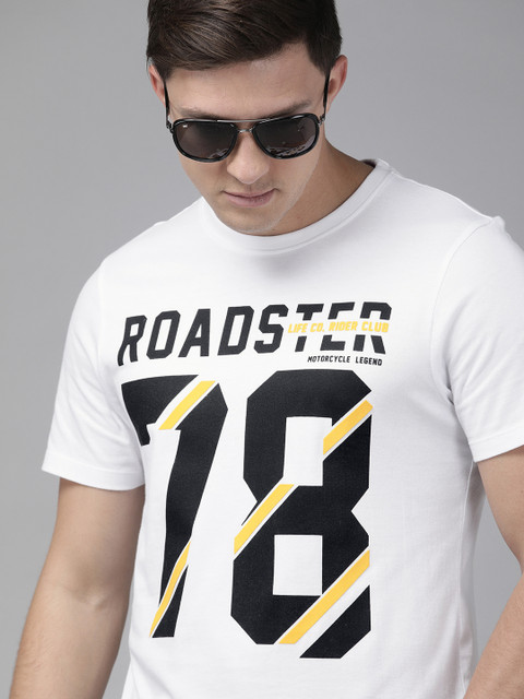 

Roadster Men White & Black Printed Round Neck T-shirt