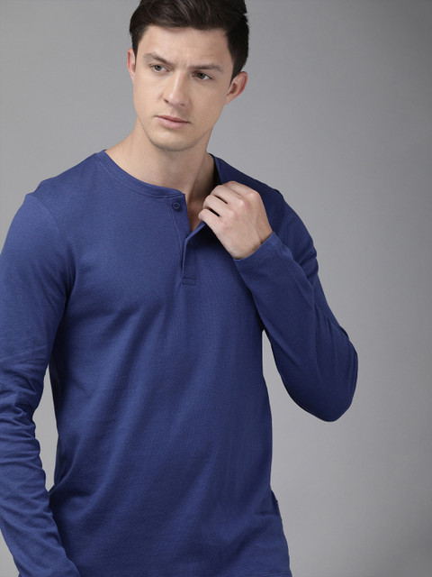 

Roadster Men Blue Solid Henley Neck Pure Cotton T-shirt